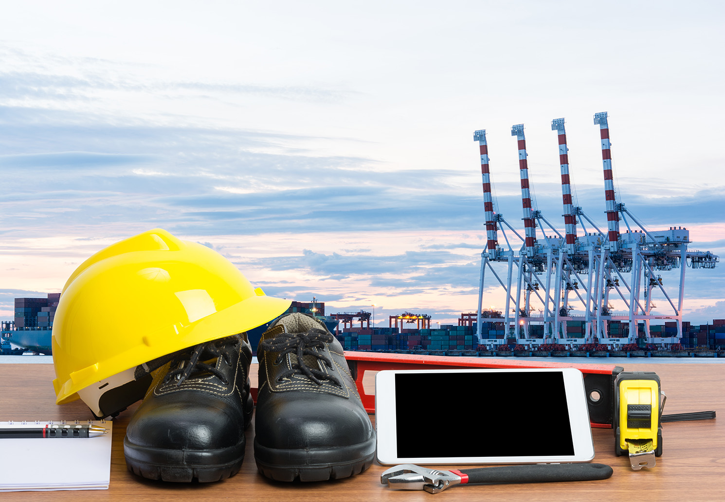 Fachkraft für Arbeitssicherheit, Ihr Profi im Bereich Arbeitssicherheit und Brandschutz.